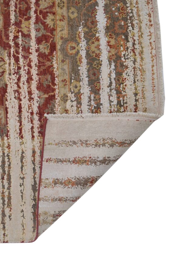 Forever S&W Beige Red 353 X 255 - Image 3